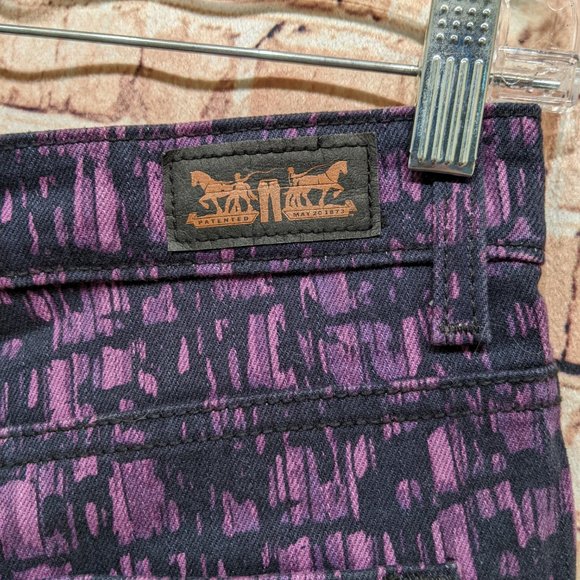 Levi's Mid Rise Skinny Purple and Blue Abstract Jeans Size 12M  W31 L32 - Picture 9 of 15